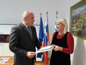 Sto knjig za šmarske otroke 1